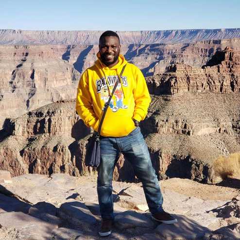 Olu_author bio