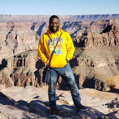 Olu_Author Bio