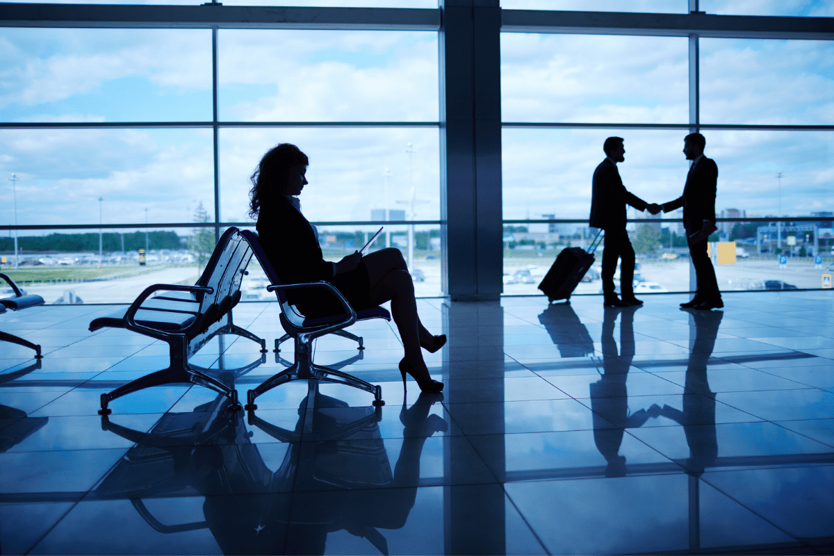 9 Business Travel Tips You Can’t Miss For 2026 and Beyond