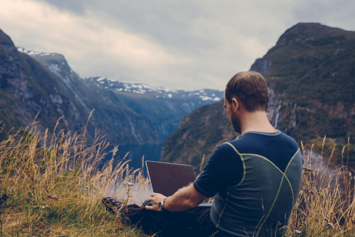 Digital Nomad Lifestyle: 6 Tips You Need To Know To Start