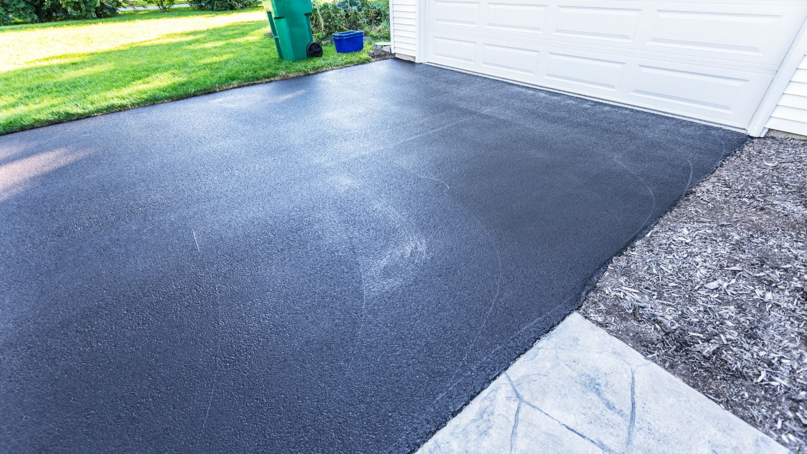 Get Ready to Impress Your Neighbors with These 10 Jaw-Dropping Driveway Paving Ideas for the Ultimate Curb Appeal Makeover!