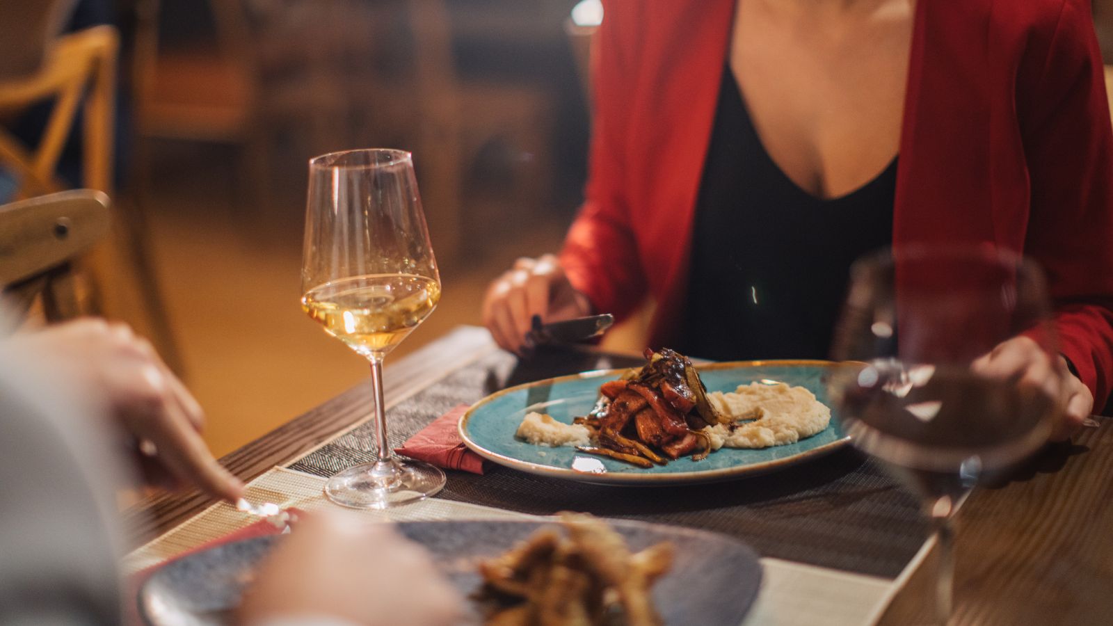 17 Things Women Obsess About That Don't Matter To Men