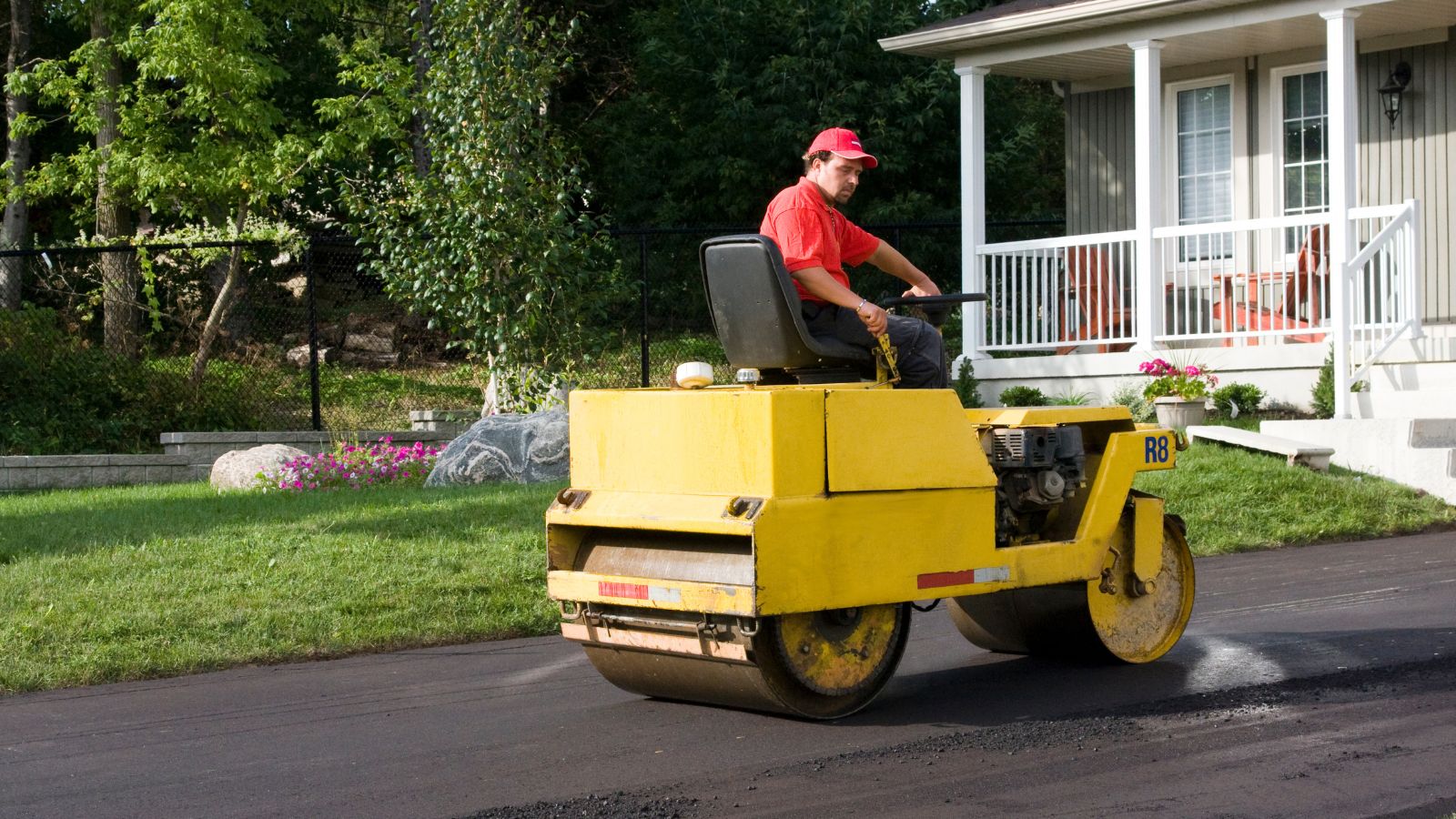Get Ready to Impress Your Neighbors with These 10 Jaw-Dropping Driveway Paving Ideas for the Ultimate Curb Appeal Makeover!