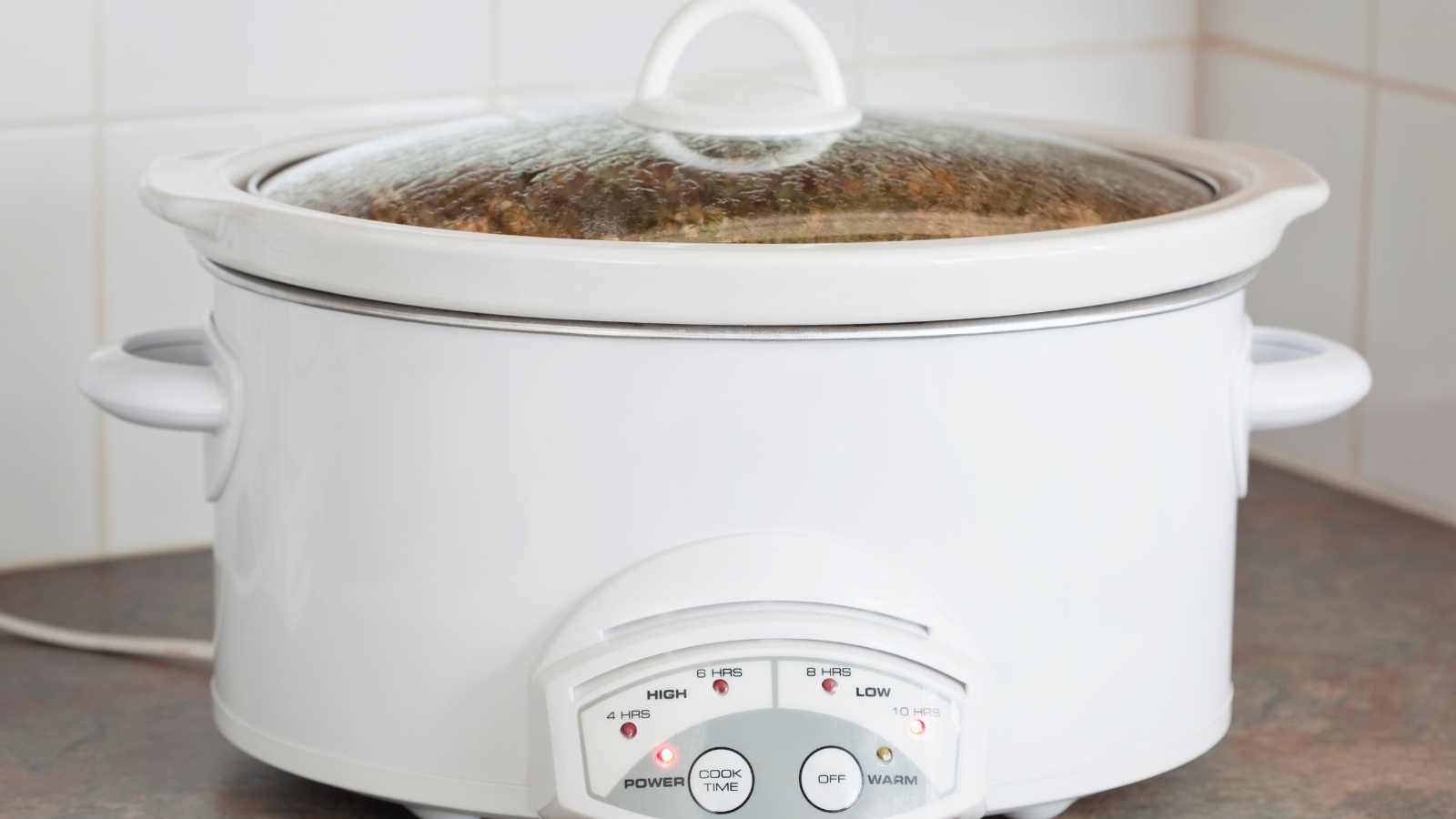 Slow cooker