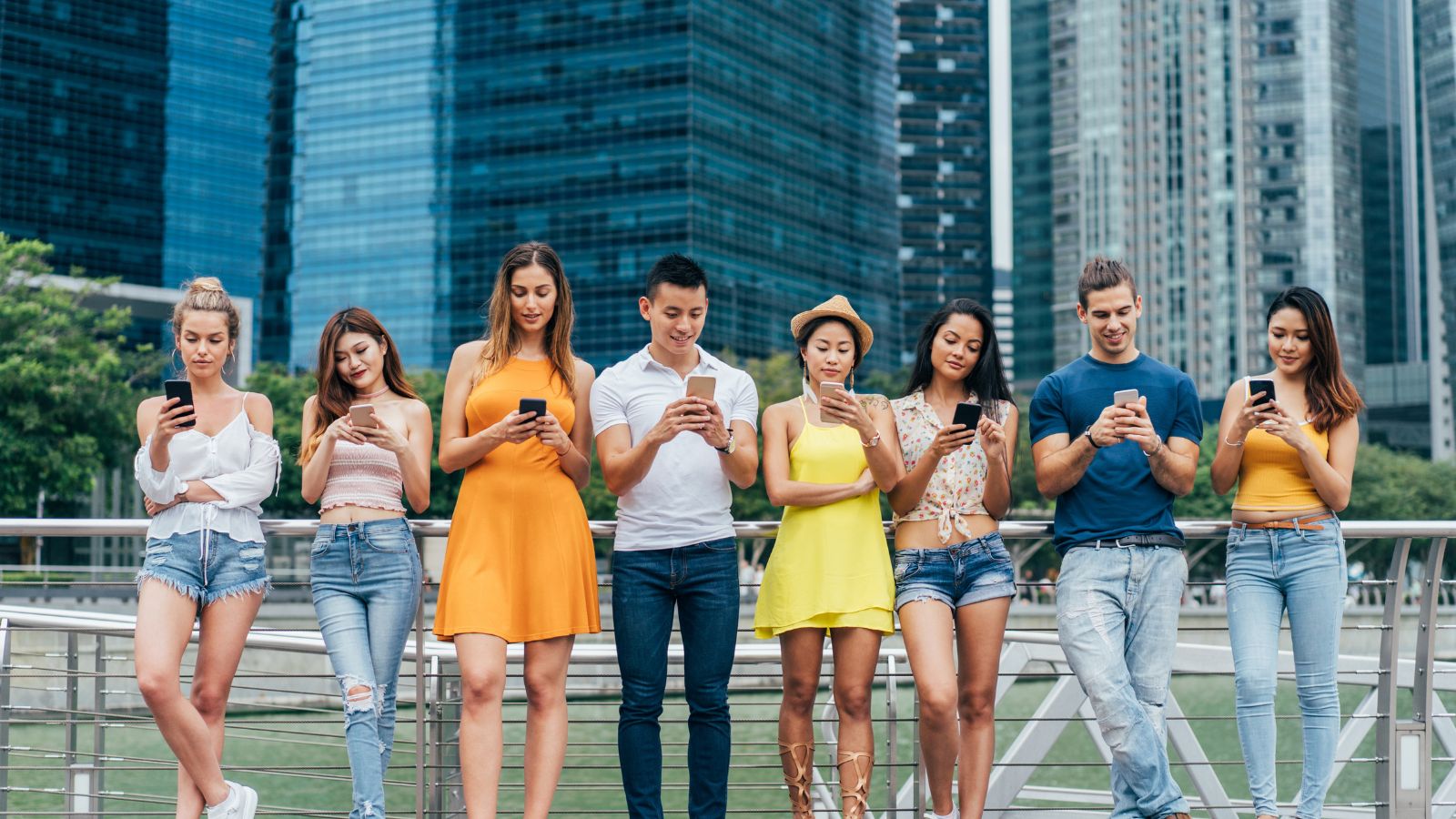 17 Things Women Obsess About That Don't Matter To Men