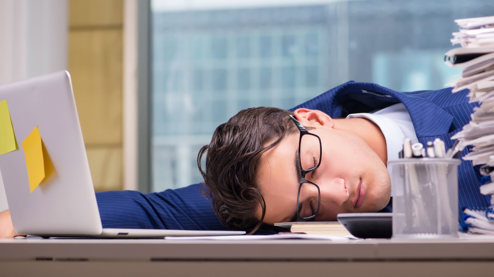 Stop Wasting Time! Discover 12 Things Highly Productive People NEVER Do