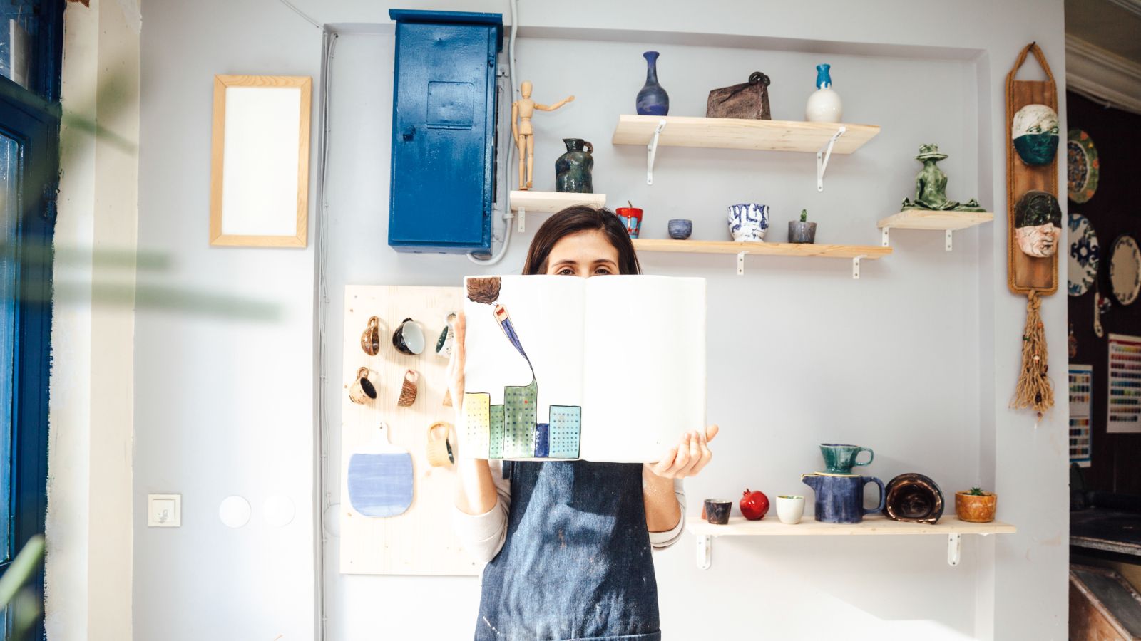 Artist Shelf Showcase
