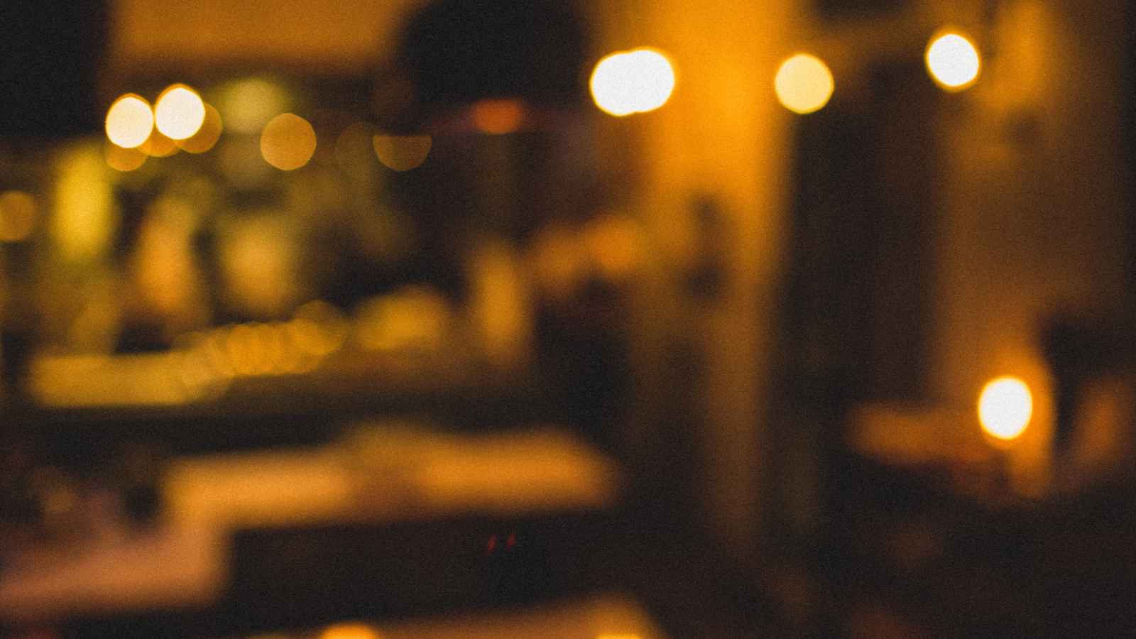 20 Red Flags That Scream 'Run' When Dining At A Restaurant
