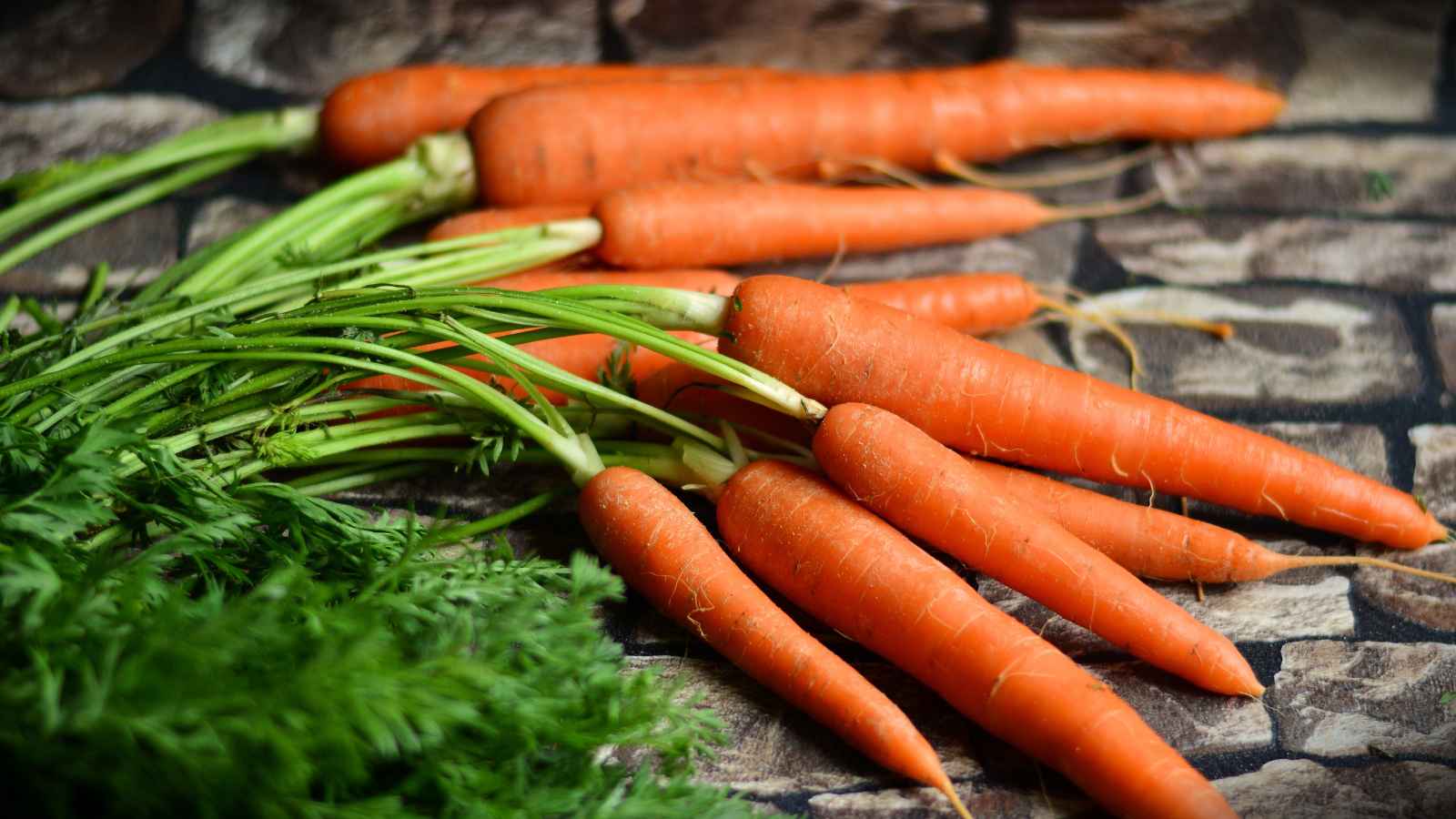 20 Common Health Myths That Are Ruining Your Well-being