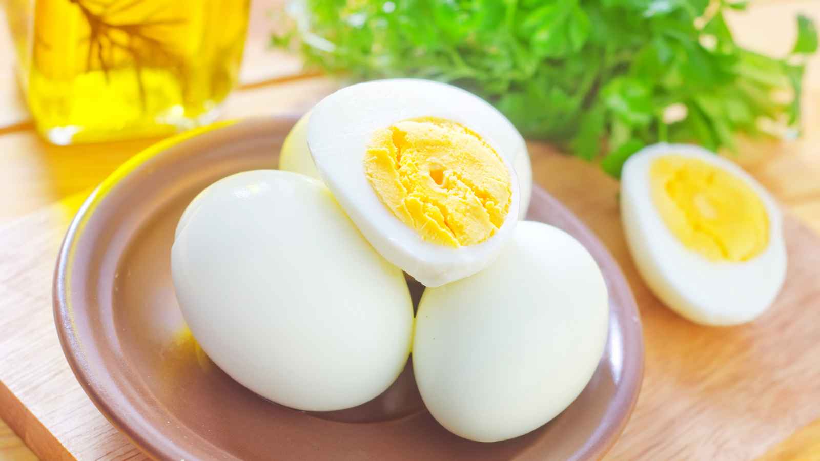 20 Common Health Myths That Are Ruining Your Well-being