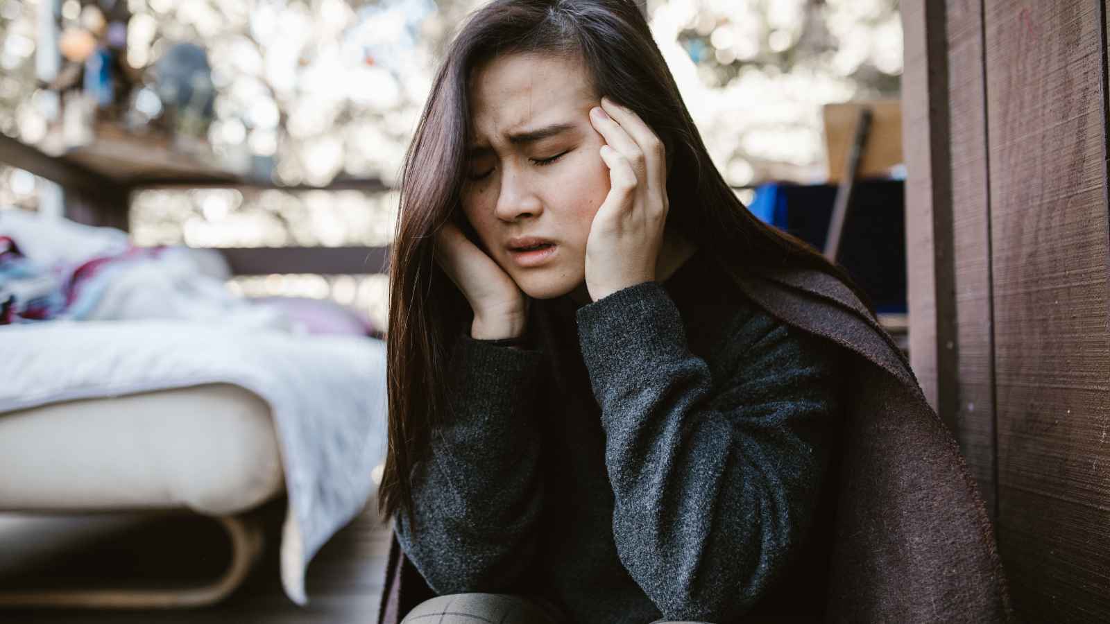 8 Subtle Signs of a Fake Friend