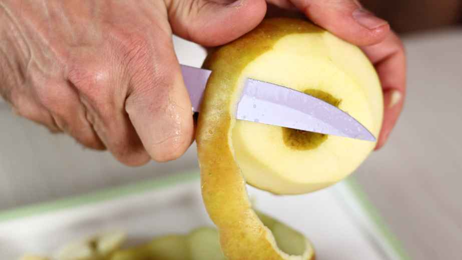 20 clever kitchen tricks for home cooks