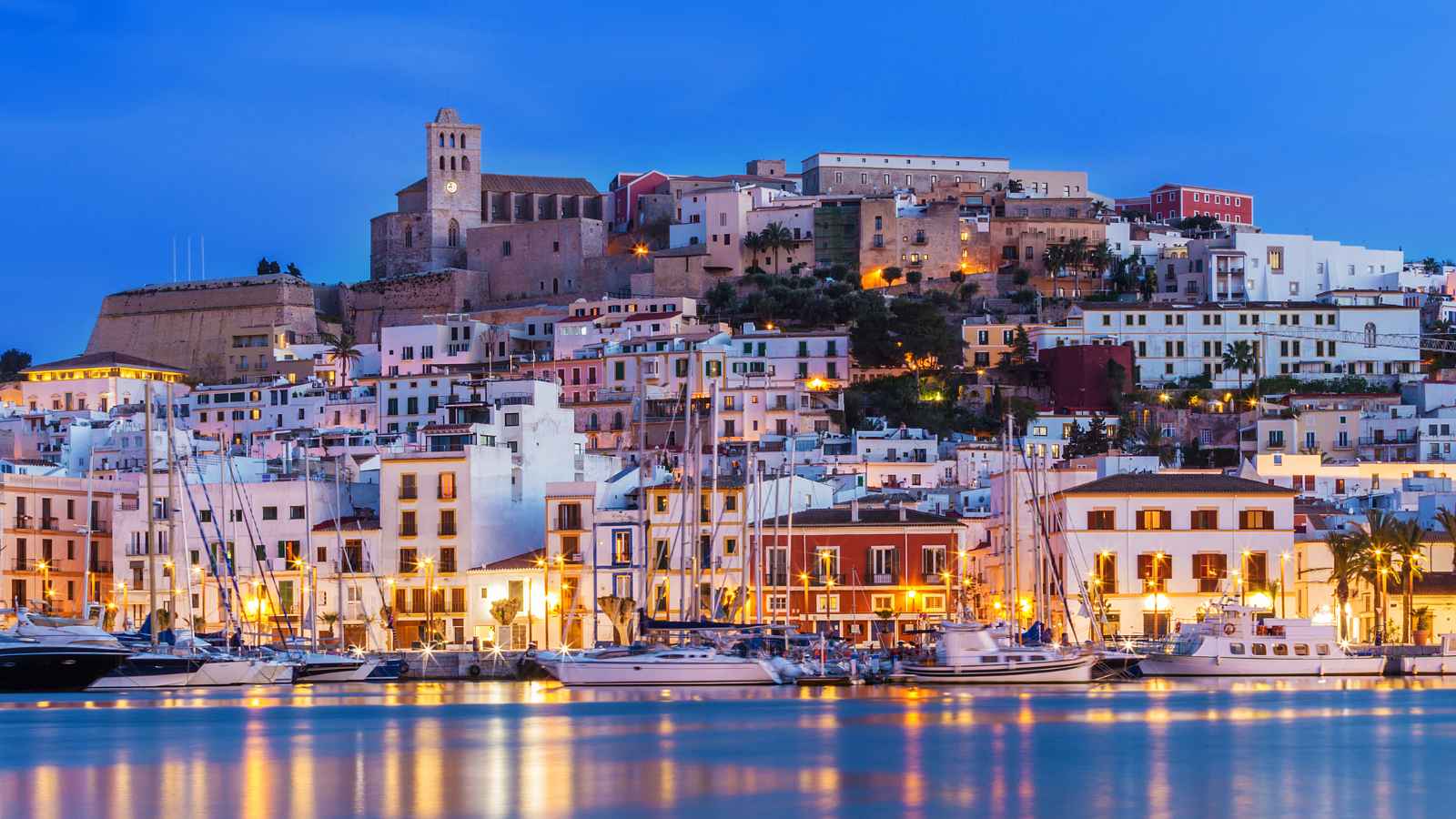 15 Countries that strongly advise their Citizens not to Travel to America