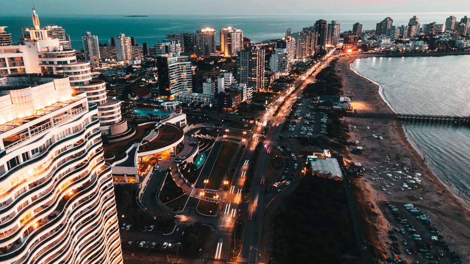 15 Countries that strongly advise their Citizens not to Travel to America
