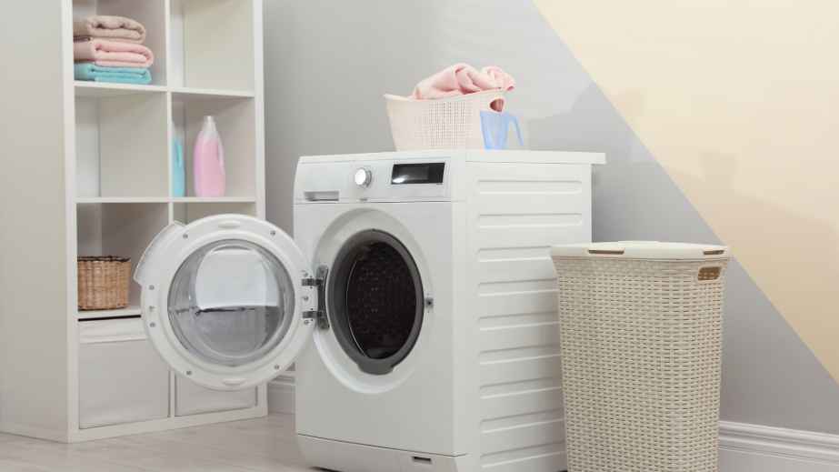 10 Big Things Non-Americans Believe All Americans Have In Their Homes