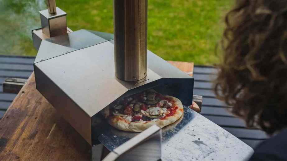 outdoor pizza oven