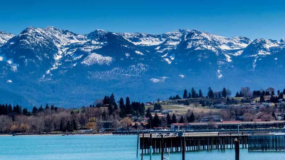 10 Best Lakes to Visit Across the United States