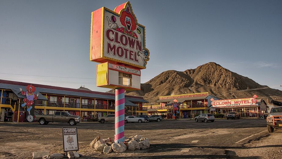 16 Most Fun Roadside Attractions Throughout the U.S.