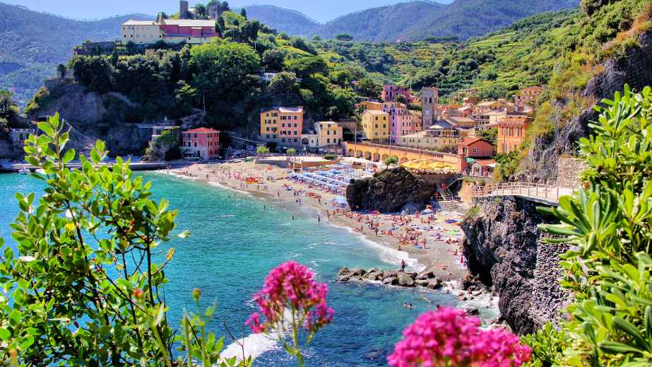 10 Best Travel Recommendations According to Seasoned Travelers