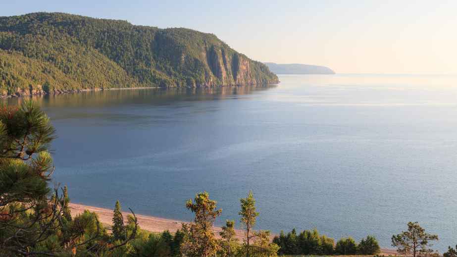 10 Best Lakes to Visit Across the United States