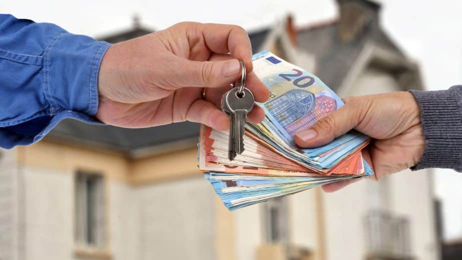 10 Reasons You Shouldn't Buy a Home But Rent