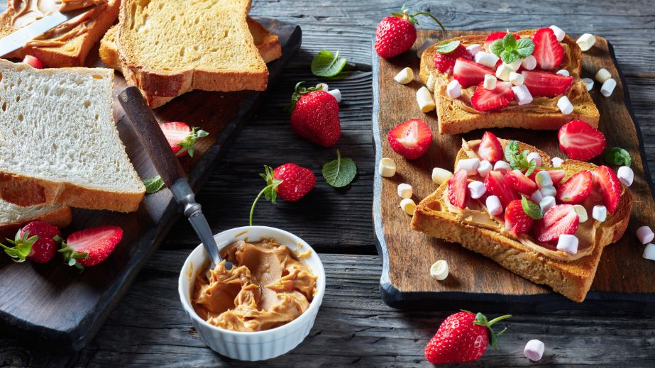 36 The Weirdest and Most Unconventional Delicacies in the U.S