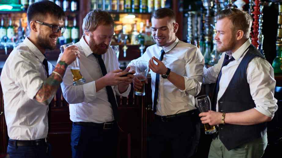 10 Real Things Men Confess They Hate About Other Men