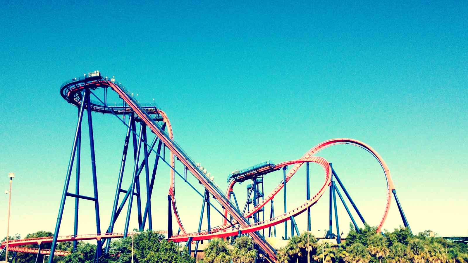 10 Scariest Rollercoasters in the U.S. Would You Ride Them?