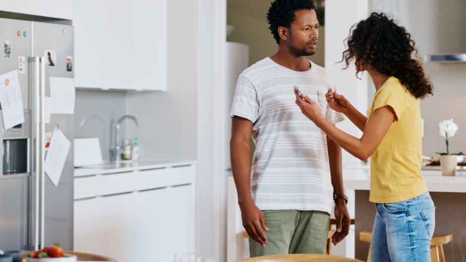 10 Toxic Habits That Are Ruining Your Relationships (And You're Not Even Aware)