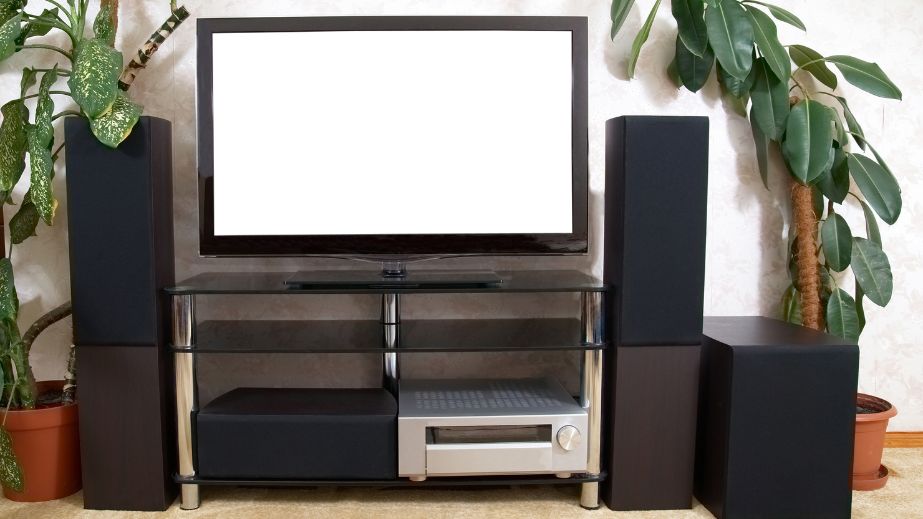 Soundbar vs Multi Channel Home Theater: Choosing the Perfect Fit for Your Needs