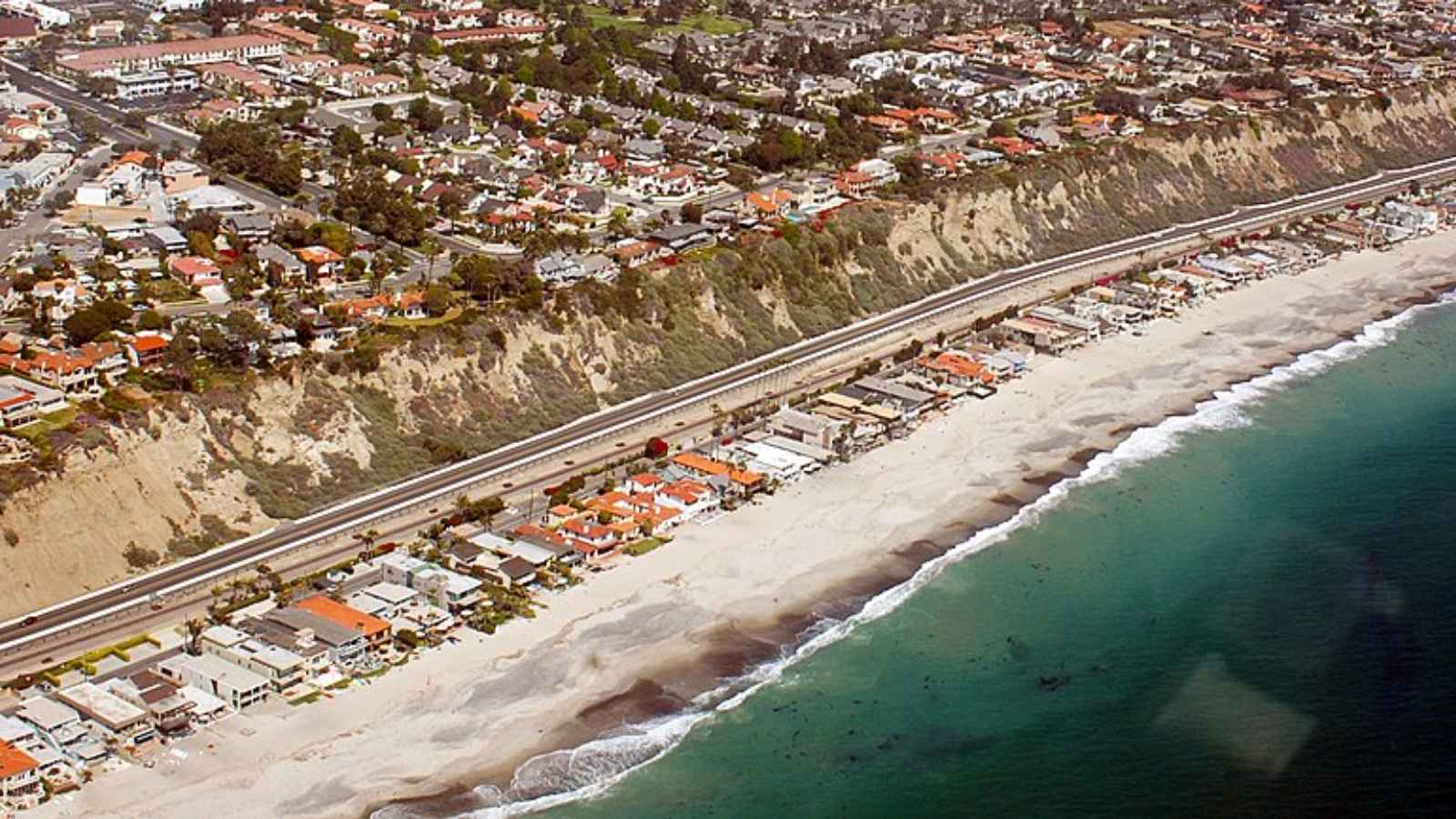 12 Most Dangerous Beaches in America