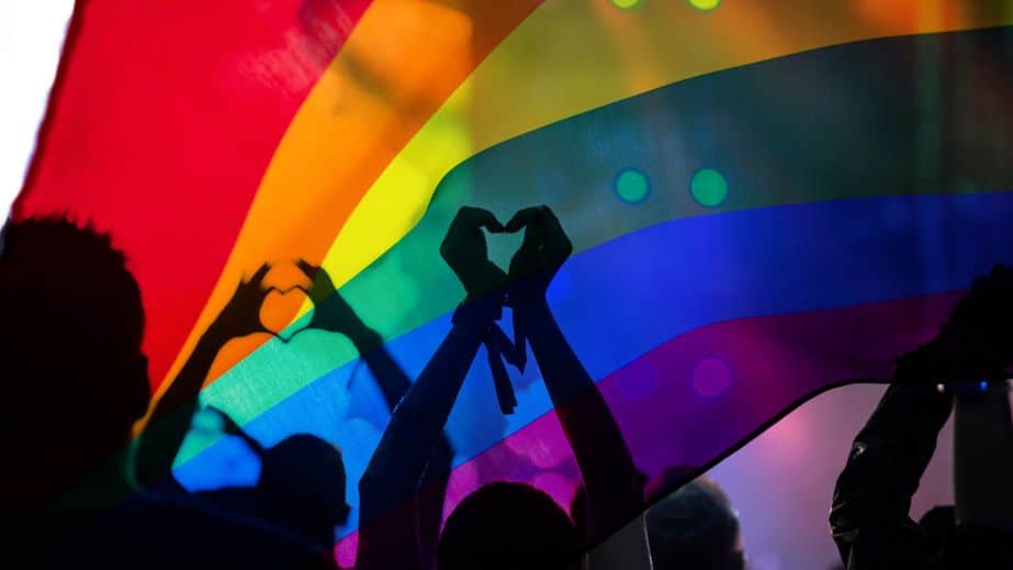 15 Social Norms That Should Be Abandoned