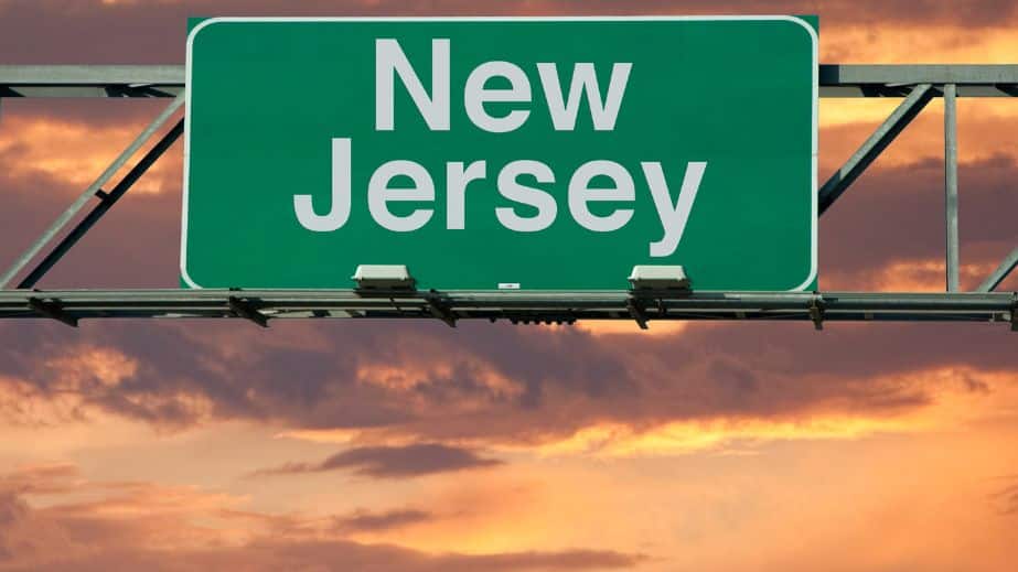 10 States Where Americans Struggle With the Most Tax Burden