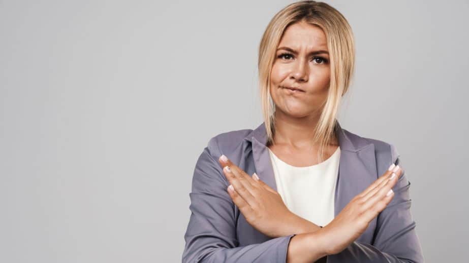 20 Daily Rituals of Women That’ll Leave Men Speechless
