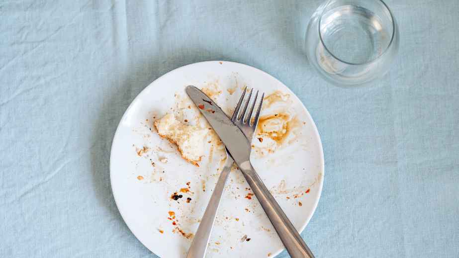 12 Etiquette Mistakes Everyone Makes at a Steakhouse