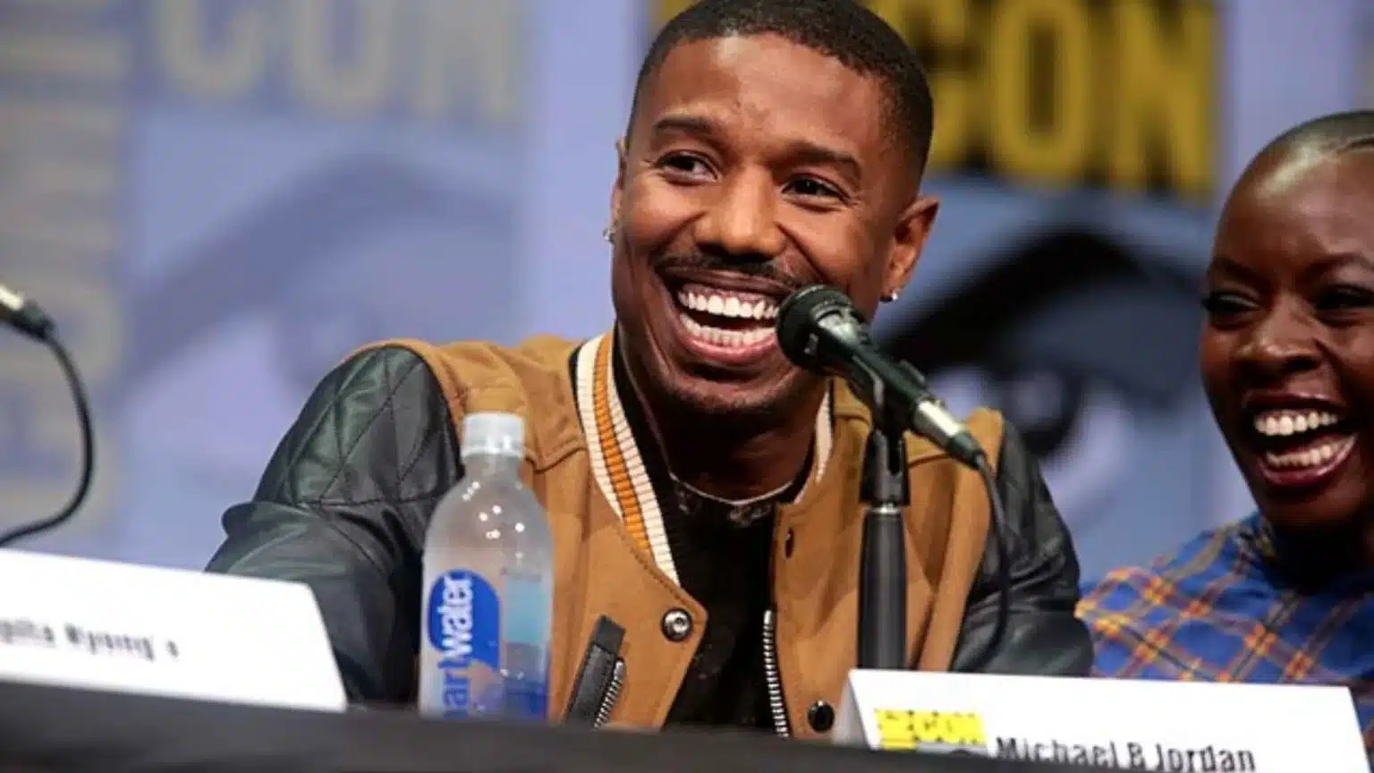 10 Celebrities Who Have Smiles So Bright They Force Your Own