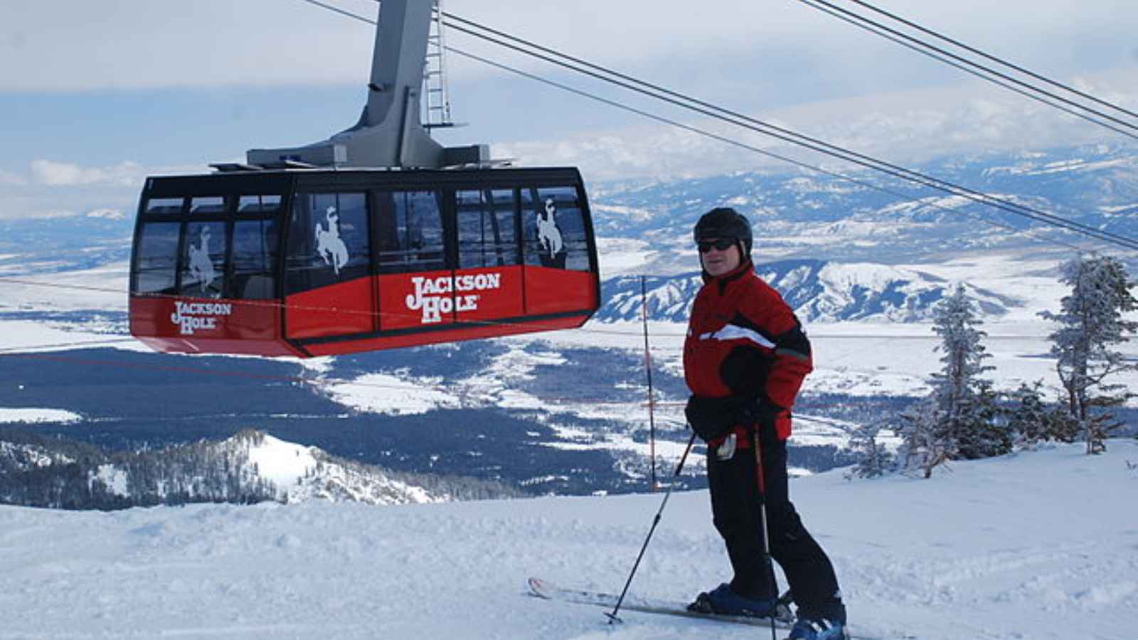 The 21 Best Places to Travel Alone in the U.S.