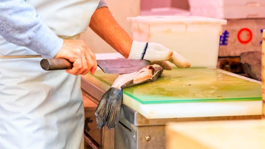 Using a Glass Cutting Board
