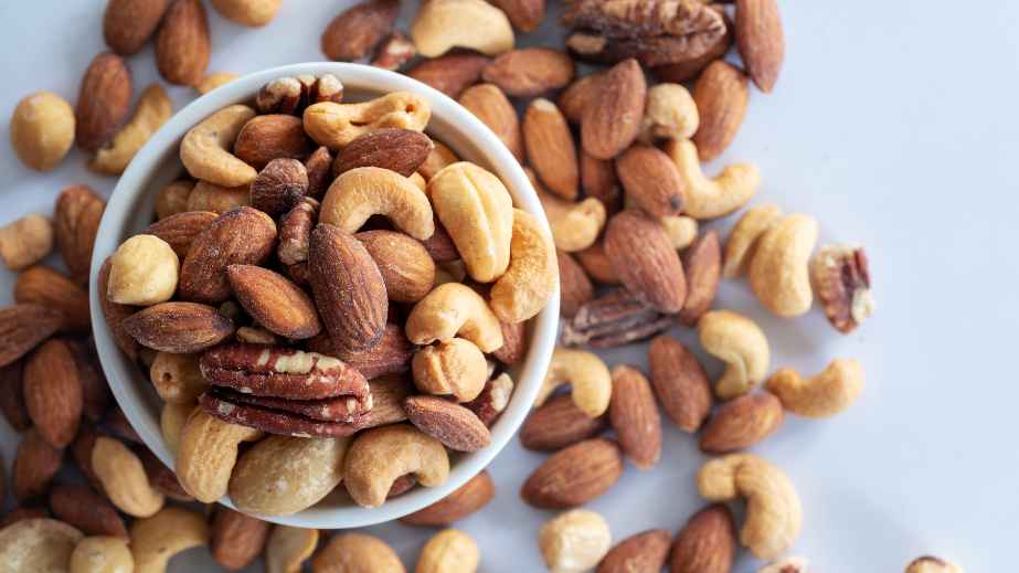 The Secret to Losing Weight and Keeping it Off: The 15 Best Low-Calorie Foods