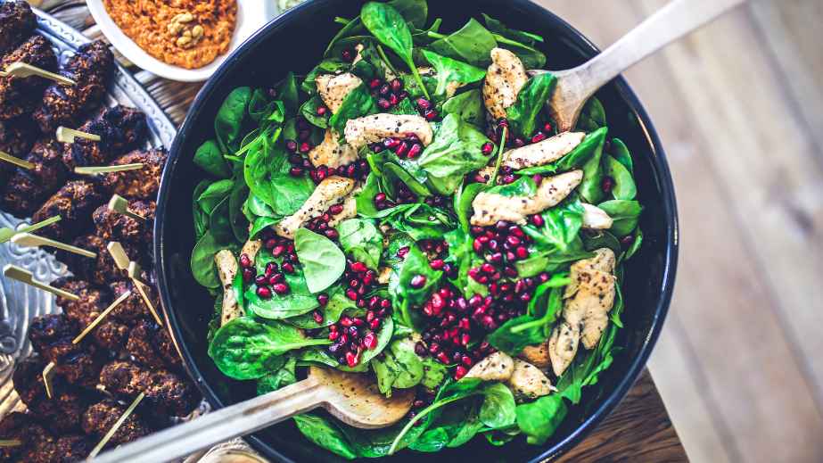The Secret to Losing Weight and Keeping it Off: The 15 Best Low-Calorie Foods