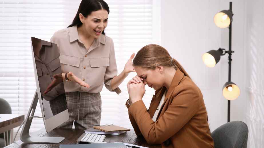 Your Job Can Ruin Your Life; DON'T Stay if You See These 15 Signs