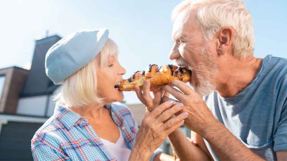 20 Things Baby Boomers Still Do But Sound Completely Stupid to Millennials