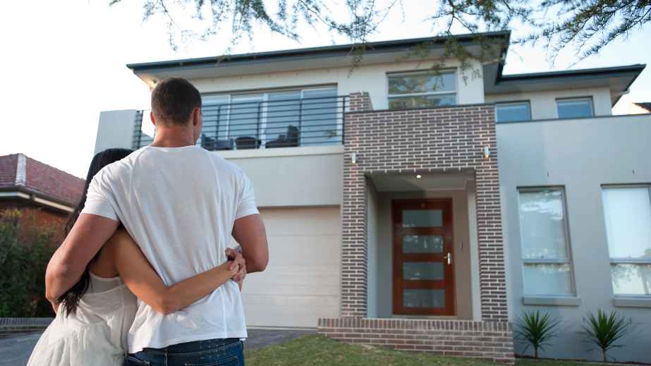 12 Rookie Mistakes To Avoid When Buying a House