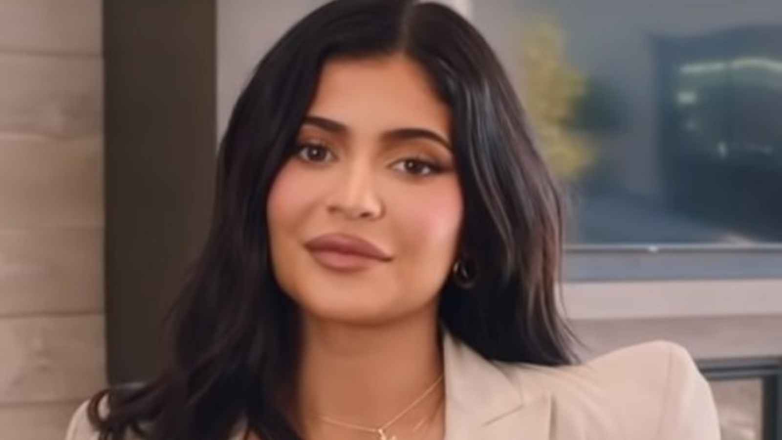 12 Celebrities Who Had Kids Before They Were Old Enough To Drink
