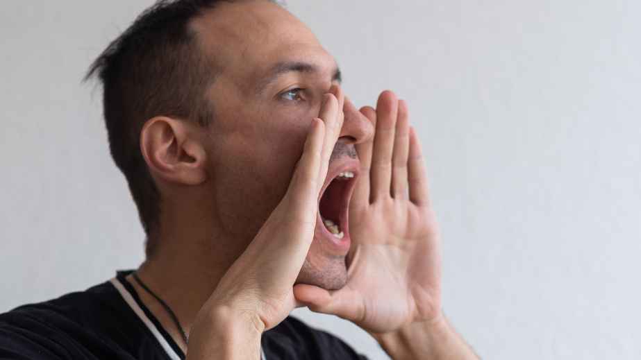 15 American Habits and Phrases That Are Rude in Other Countries
