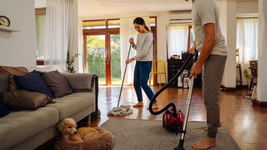 15 Stupid Things Couples Fight About