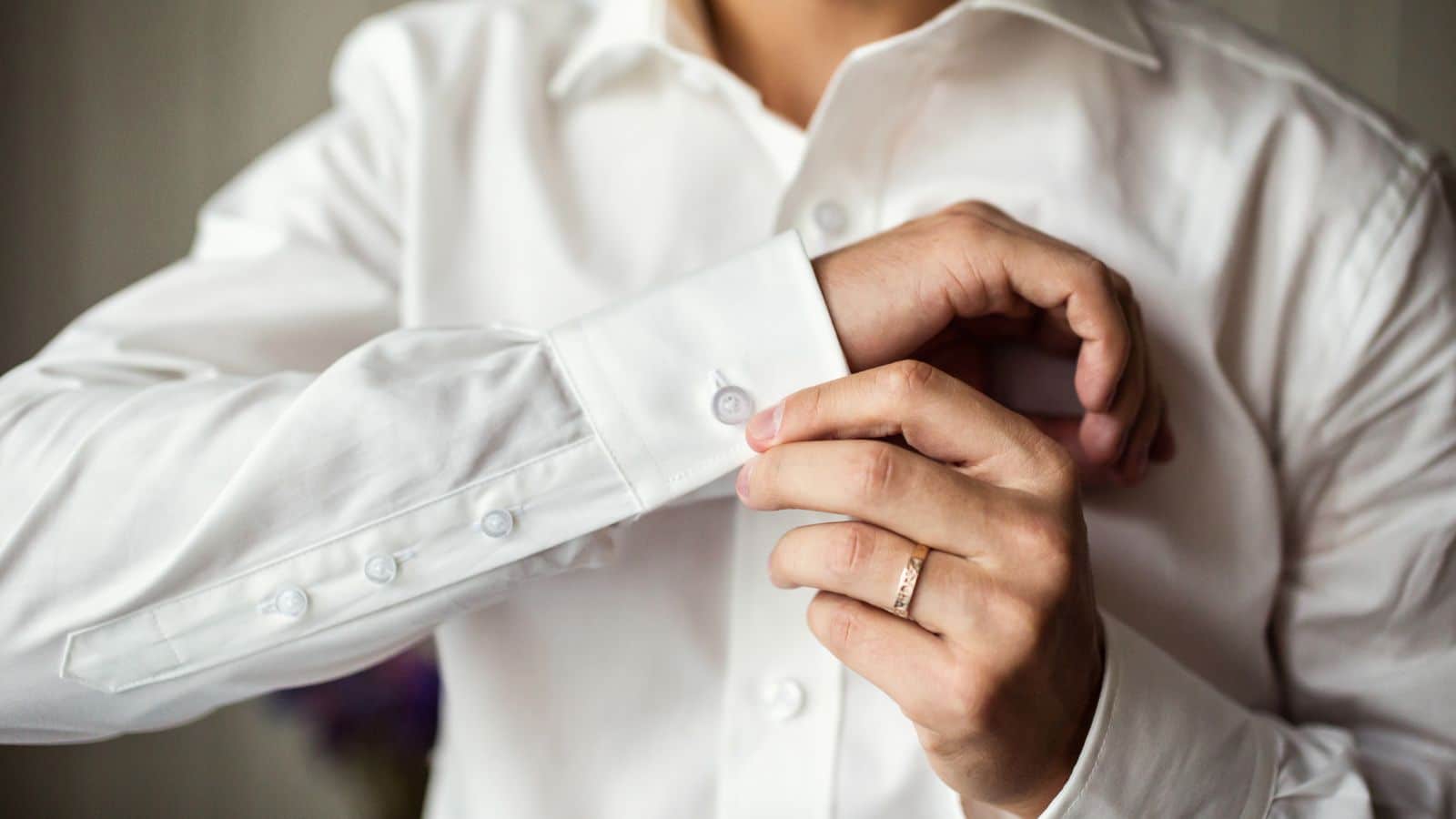 how to fold dress shirts for travel