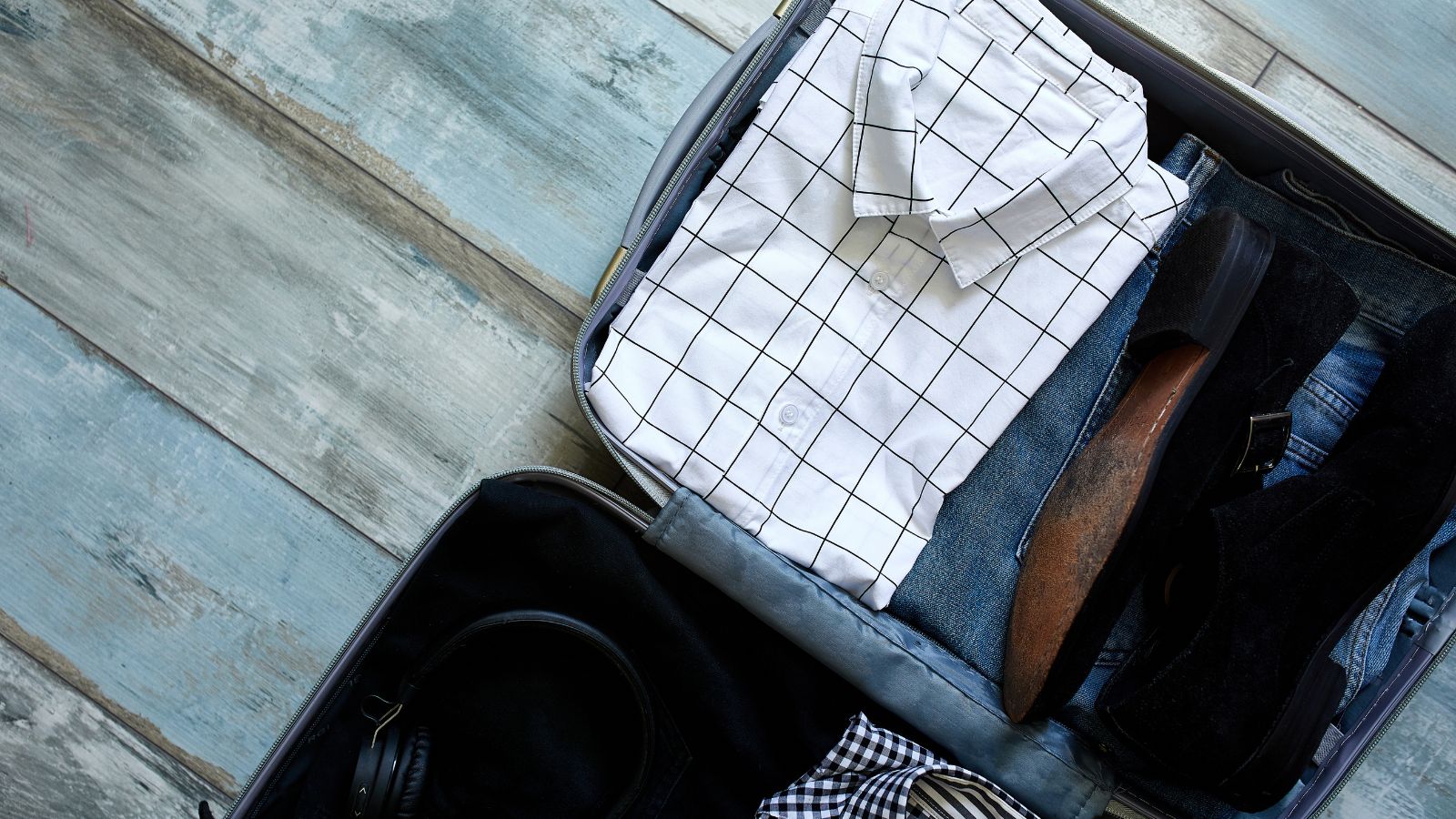 how to fold dress shirts for travel