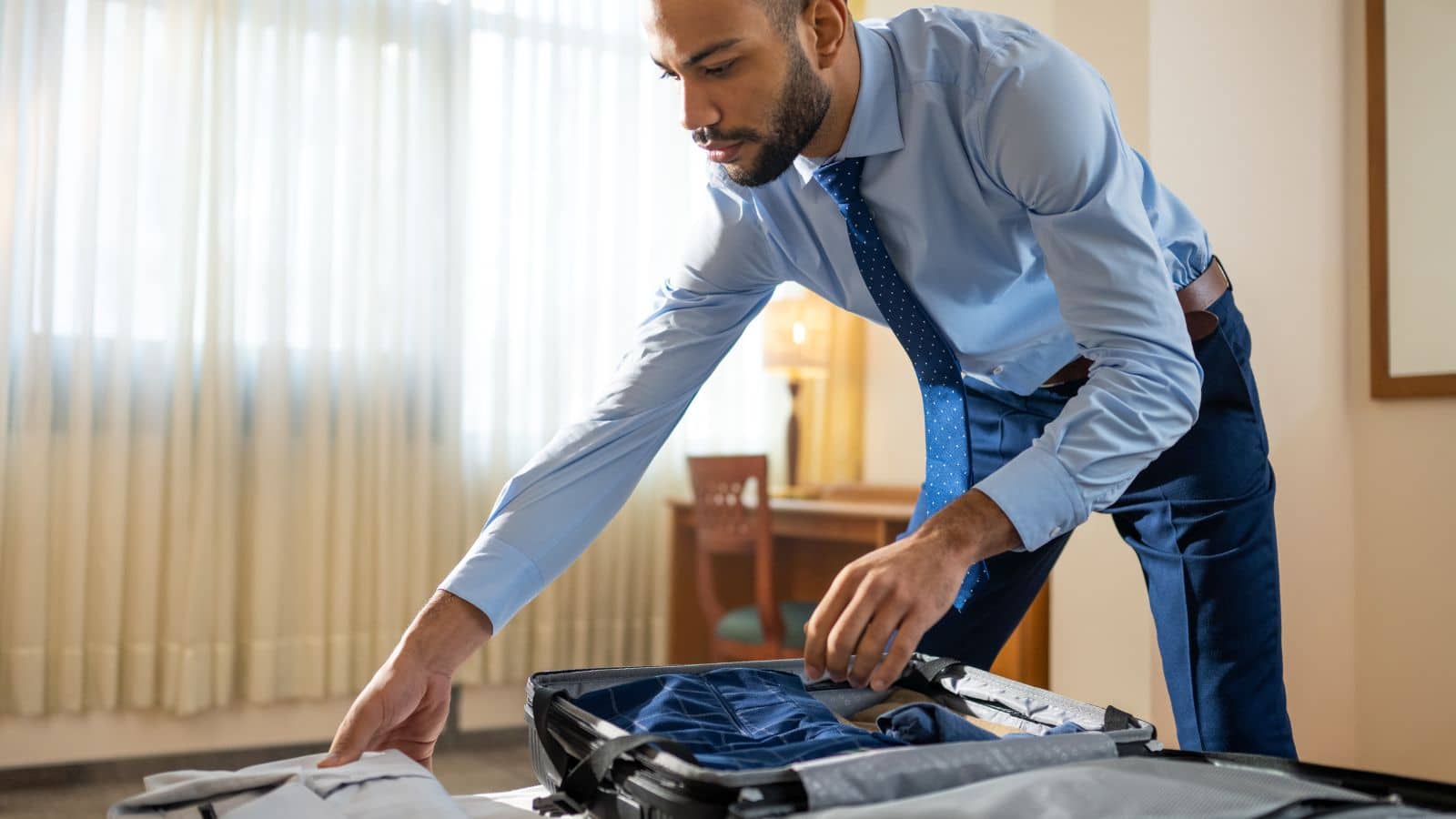 how to fold dress shirts for travel