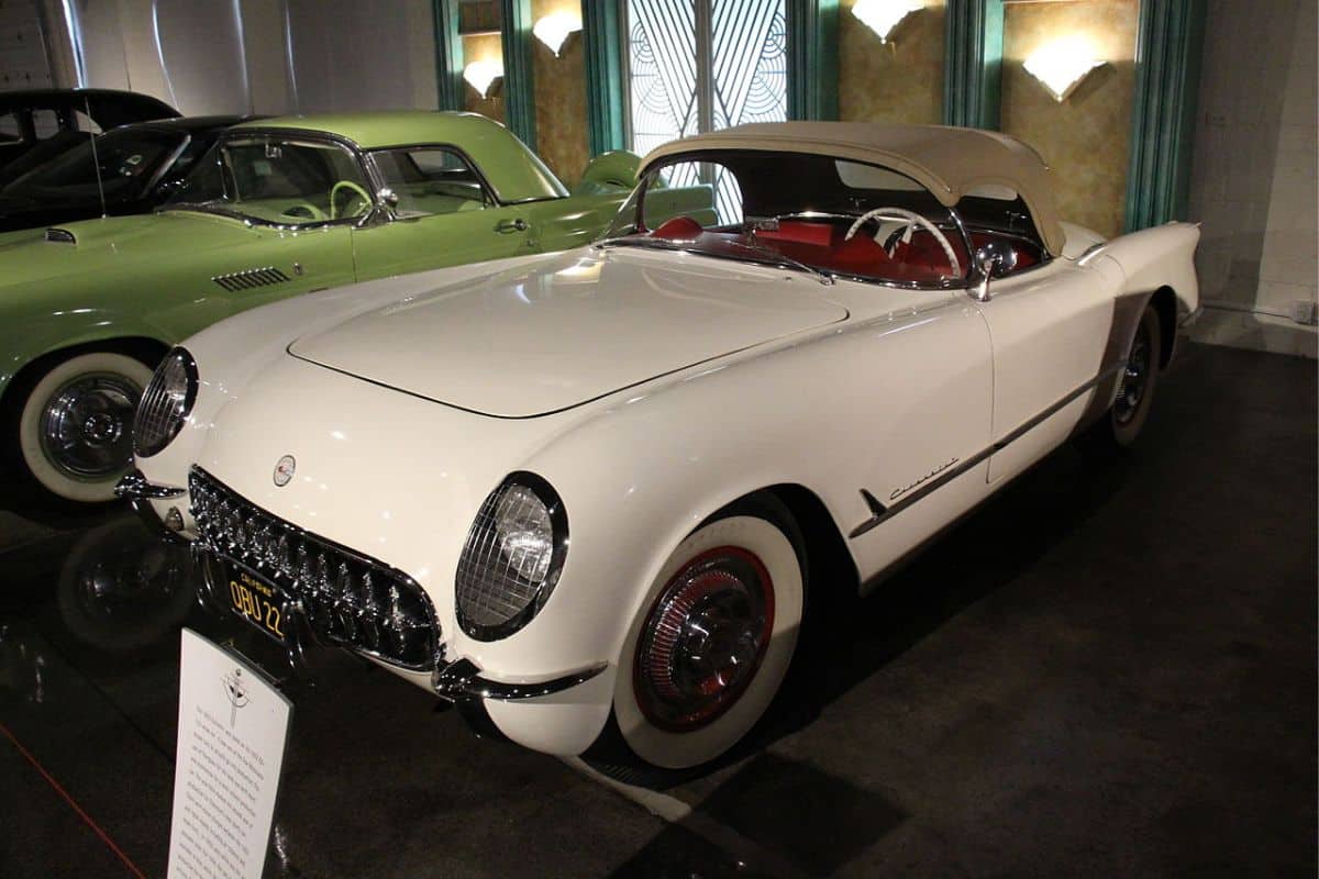 The 14 Coolest, Most Stylish Cars of the '50s